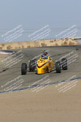 media/Oct-30-2022-CalClub SCCA (Sun) [[310aff4a96]]/Race Group 1/Race (Grapevine)/